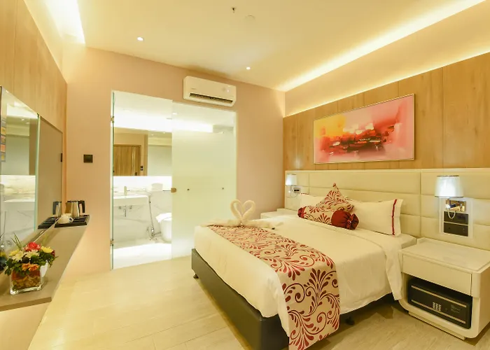Standard Without Window Queen Room